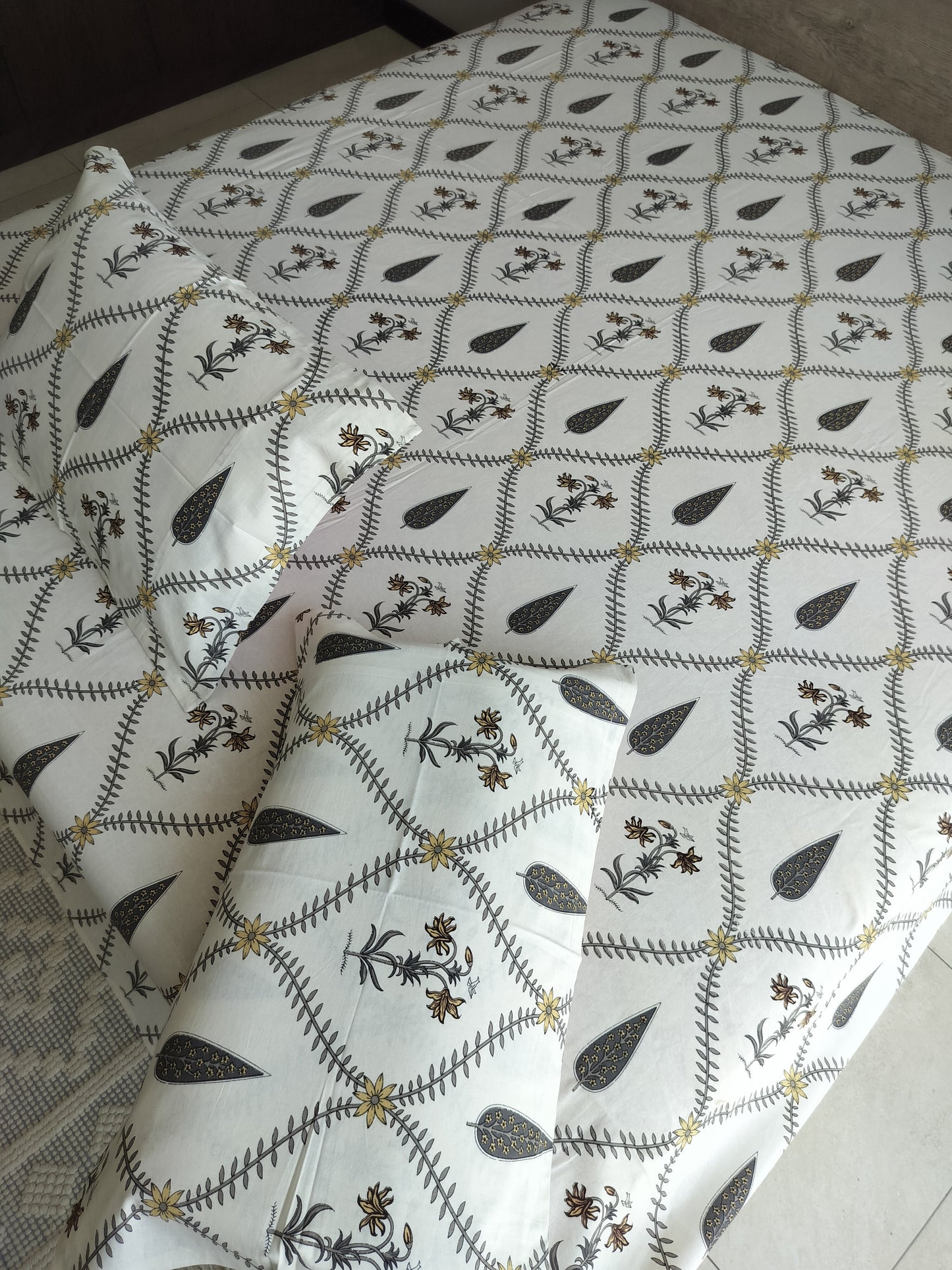 Percale Bedsheet (275x275CMS)
