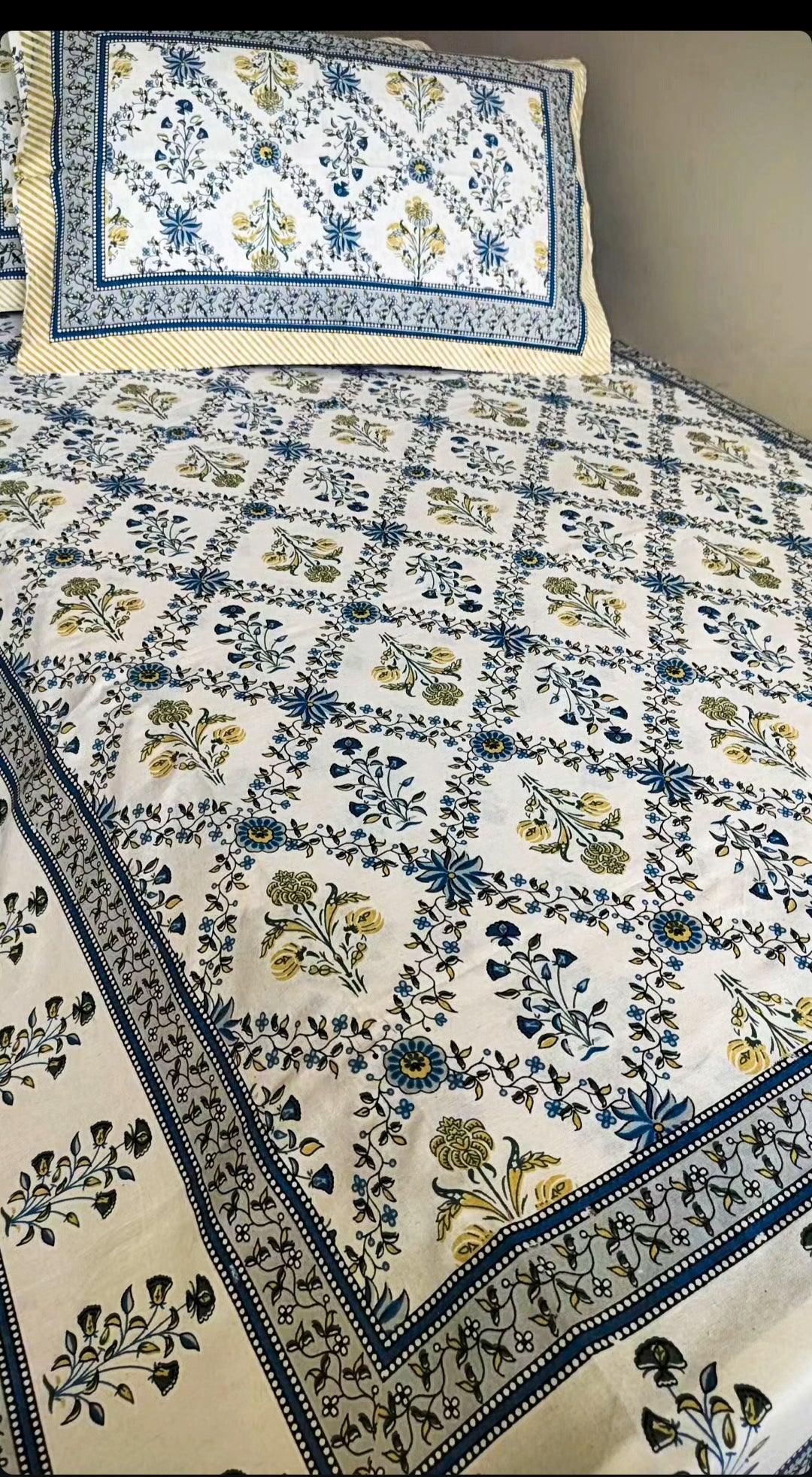 Pure Cotton Bedsheet (Single Bed)