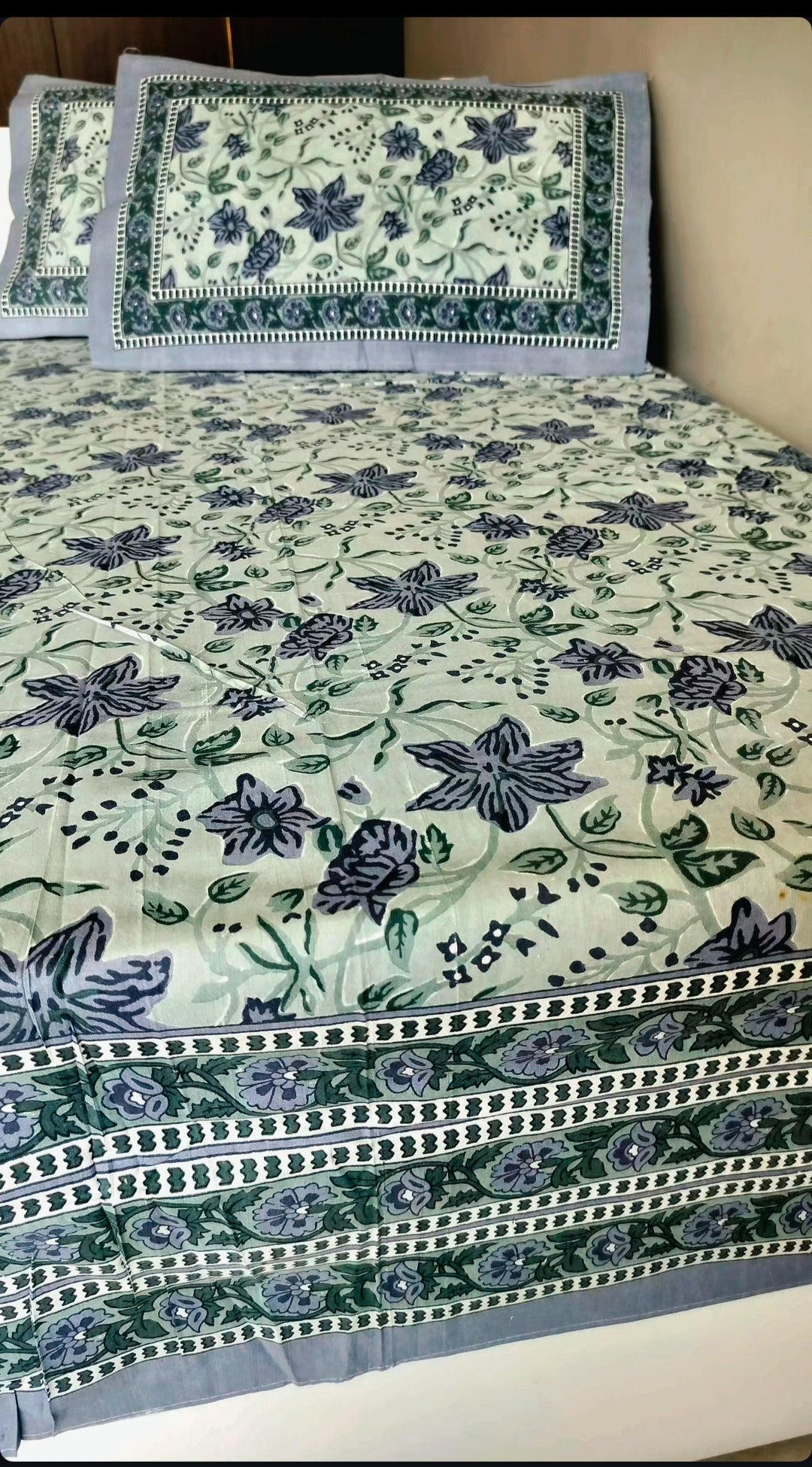 Pure Cotton Bedsheet (Single Bed)
