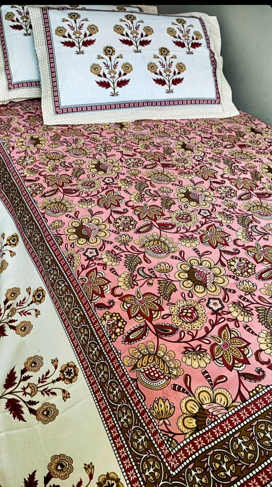 Pure Cotton Bedsheet (Single Bed)