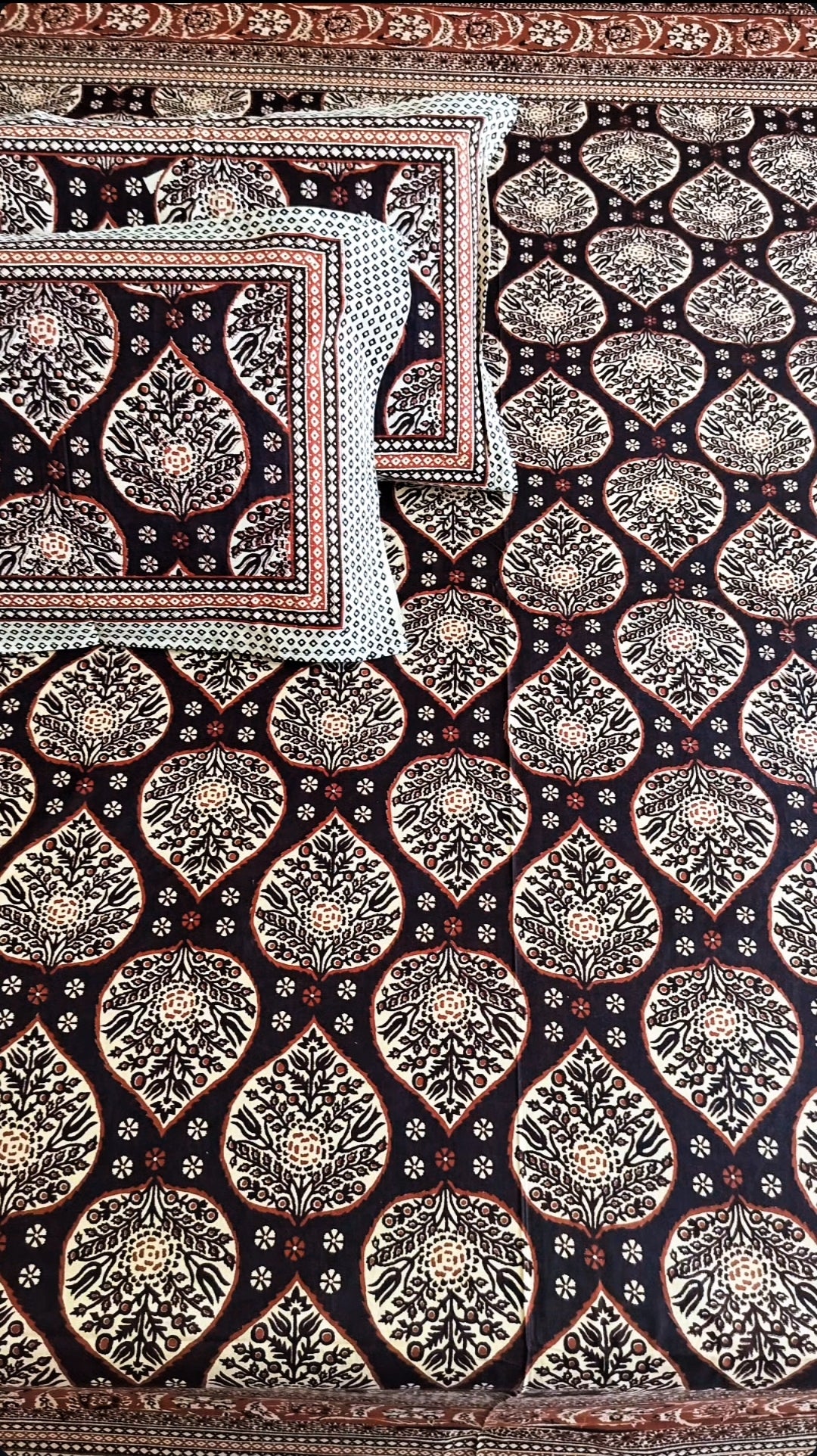 Handcrafted Baghru Hastkala Bedsheet