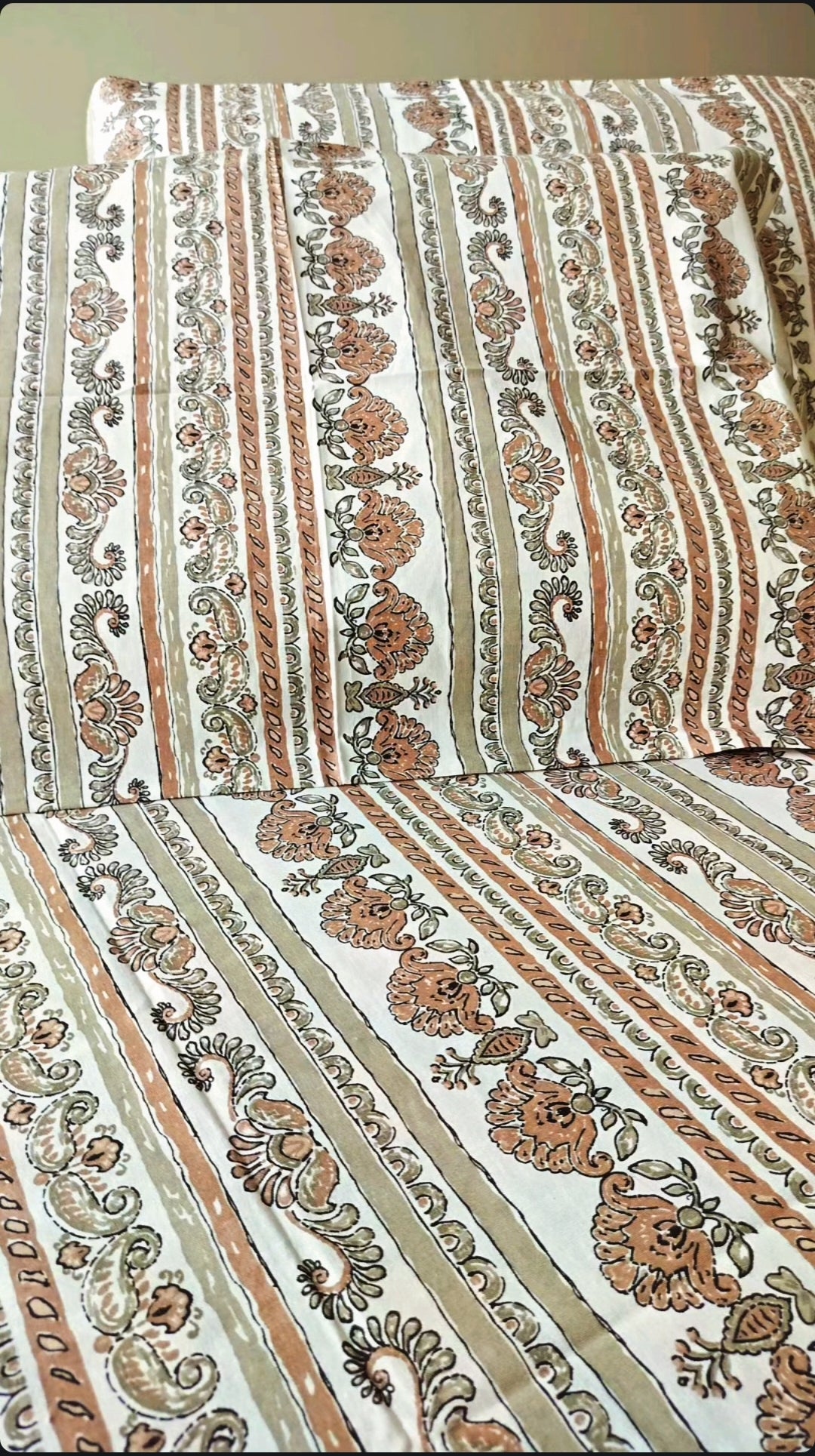 Cocoa Royale Elegance