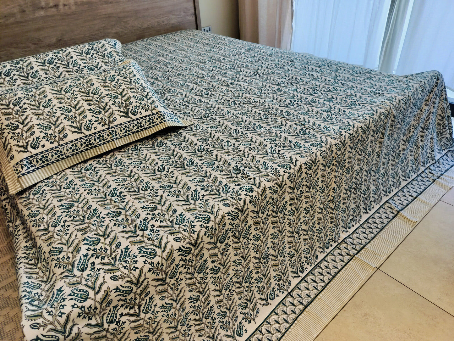🌸 Sage Serenade – Handblock Elegance in Teal