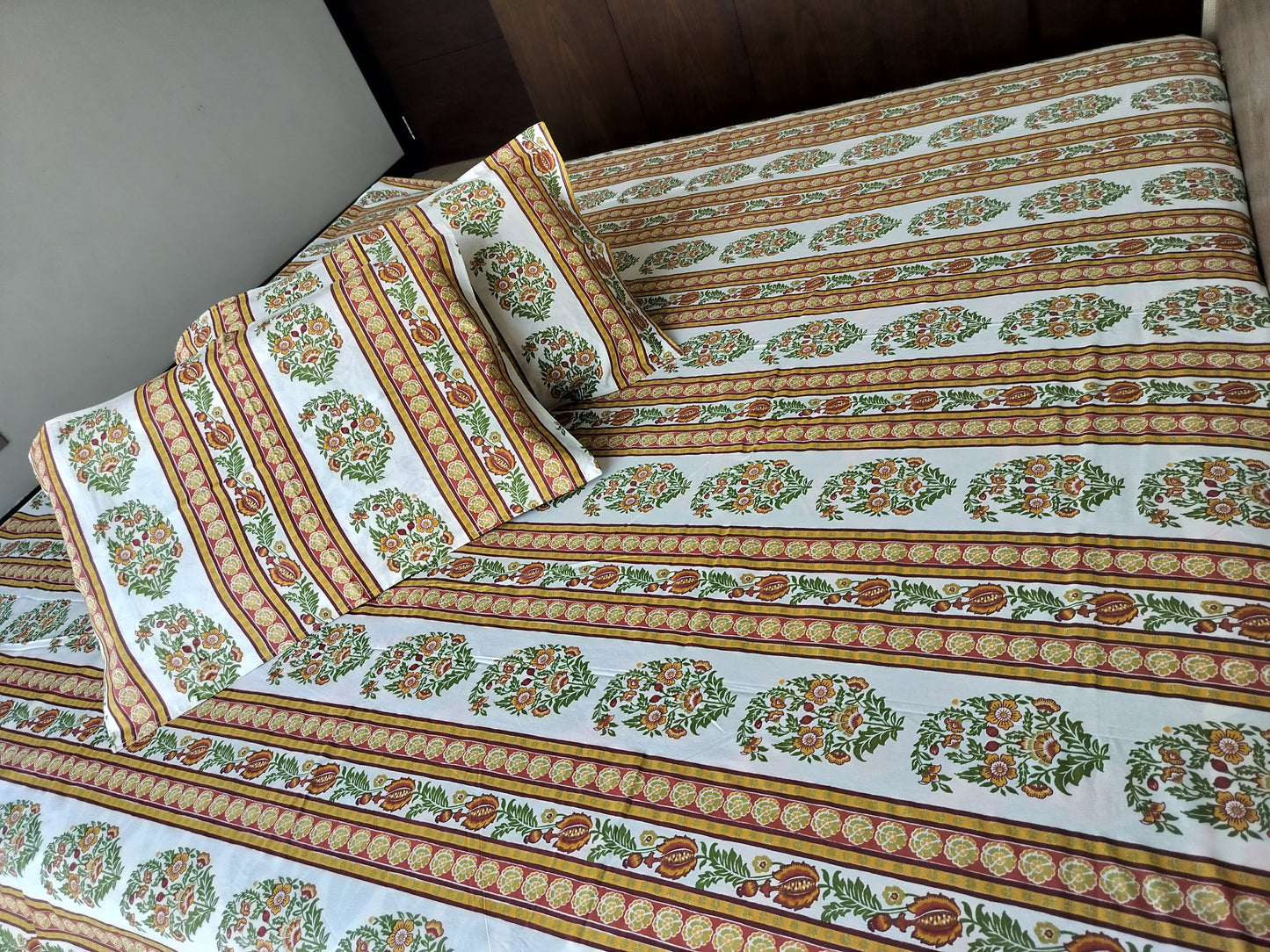 Sunlit Mustard Elegance