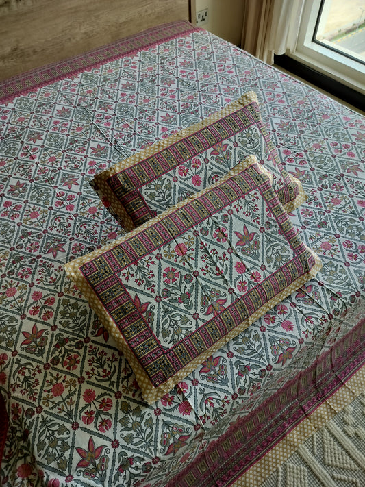 Blush Charm Super King Bedsheet