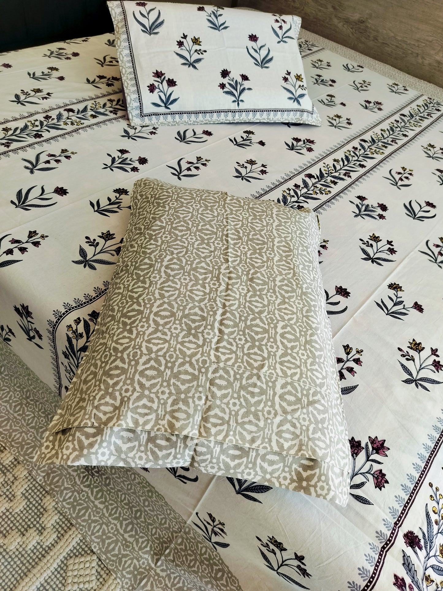 handblock Super king bedsheet