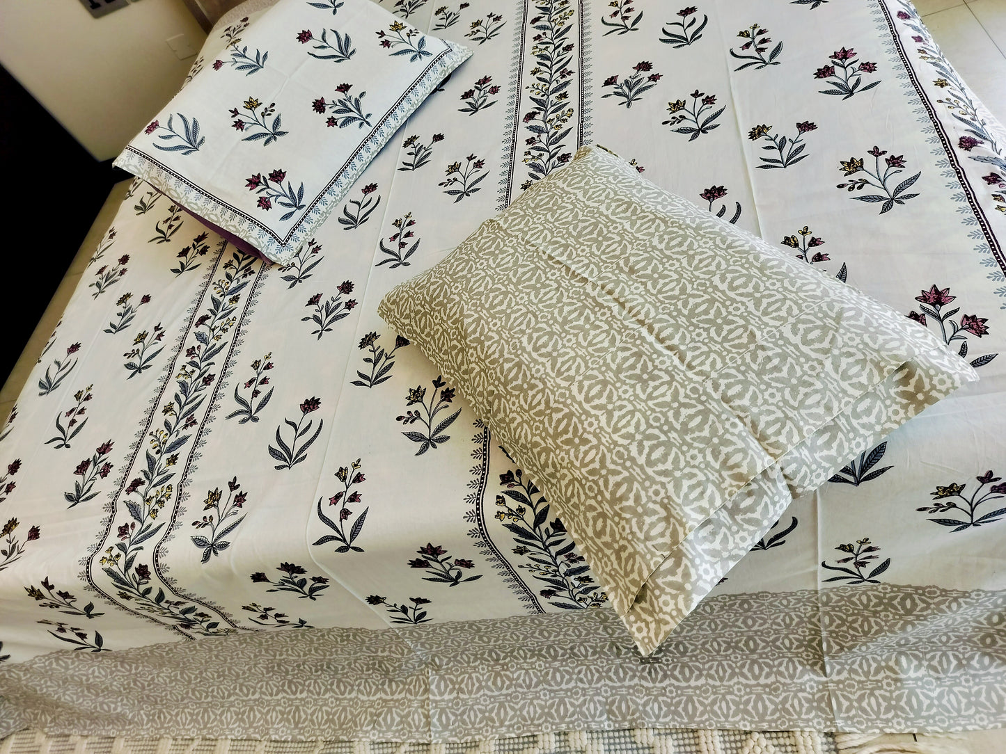 handblock Super king bedsheet