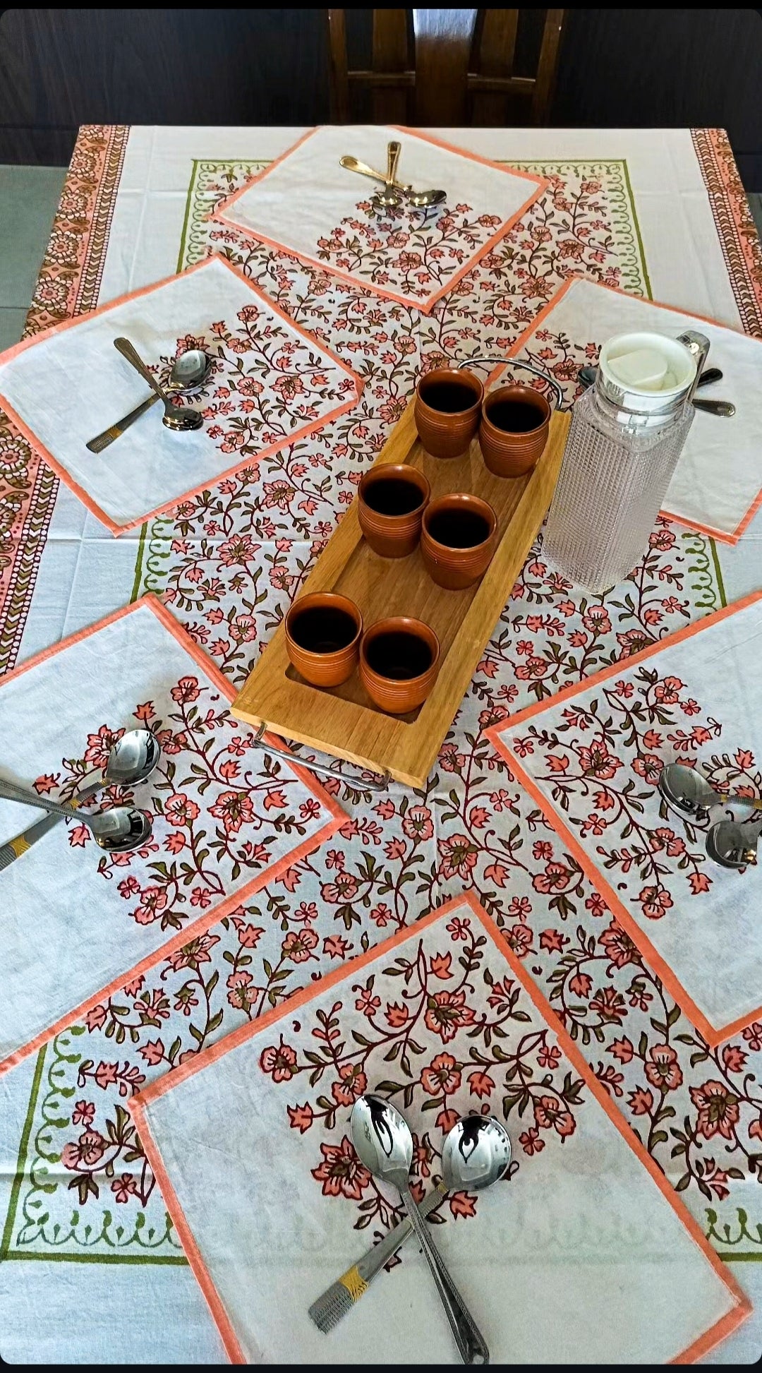 Table cloth