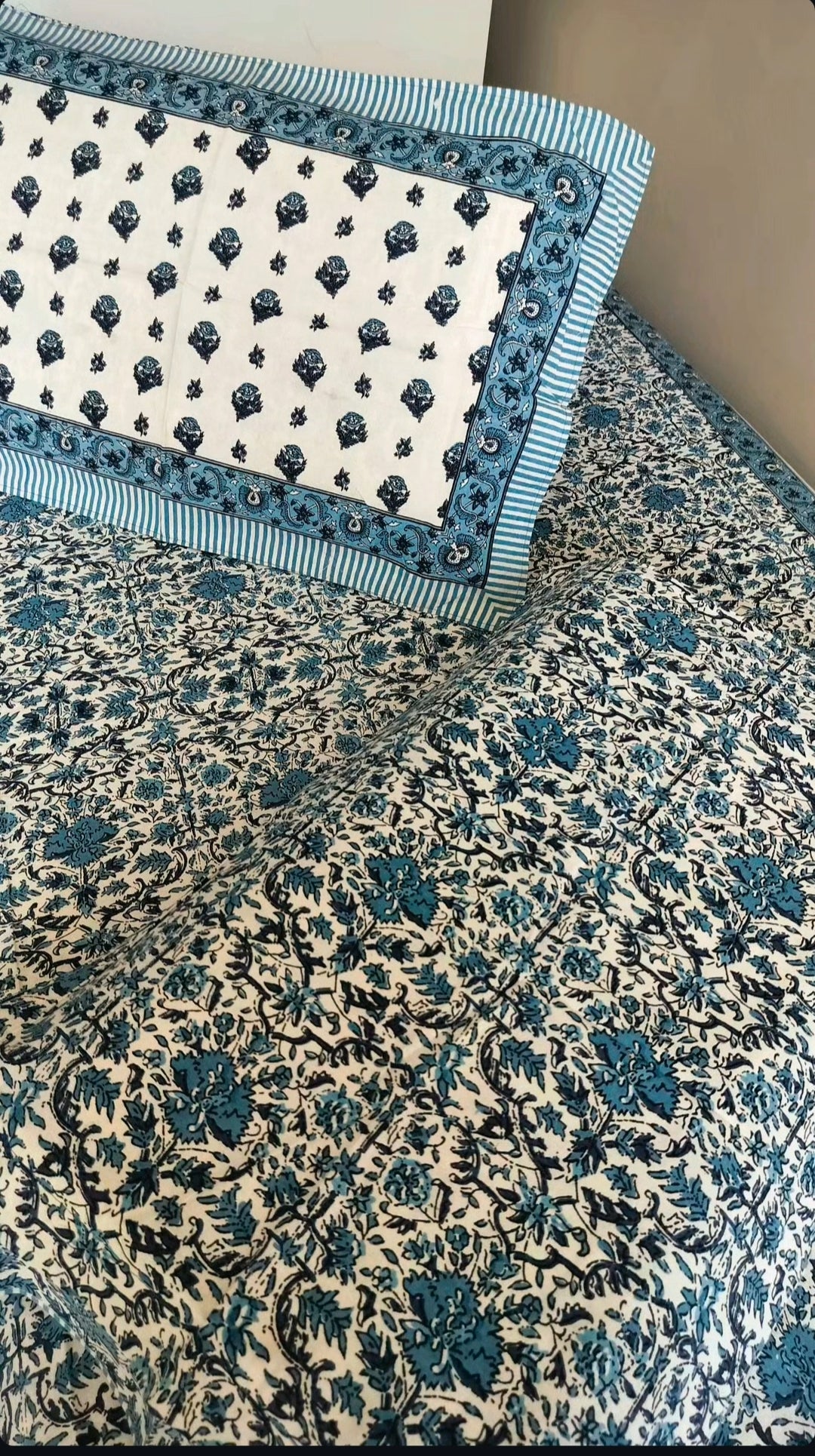 Pure Cotton Bedsheet (Single Bed)