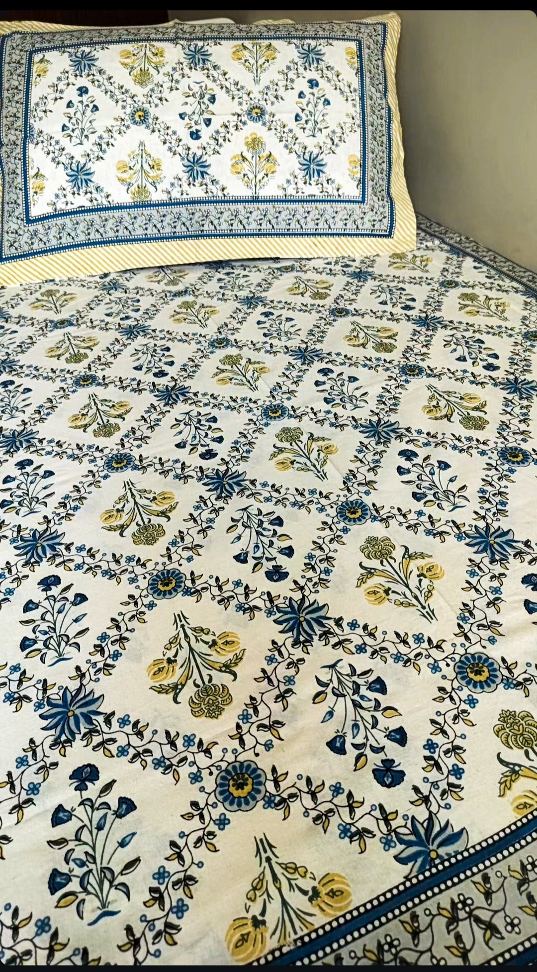 Pure Cotton Bedsheet (Single Bed)