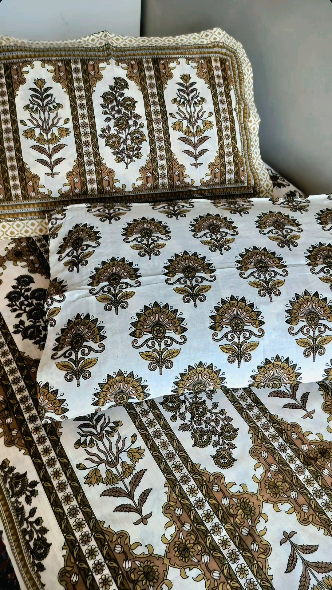 Pure Cotton Bedsheet (Single Bed)