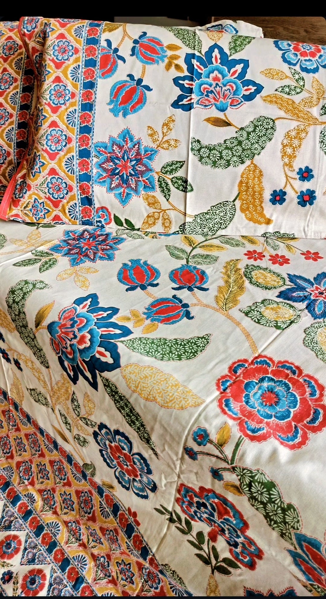 Pure cotton bedsheets