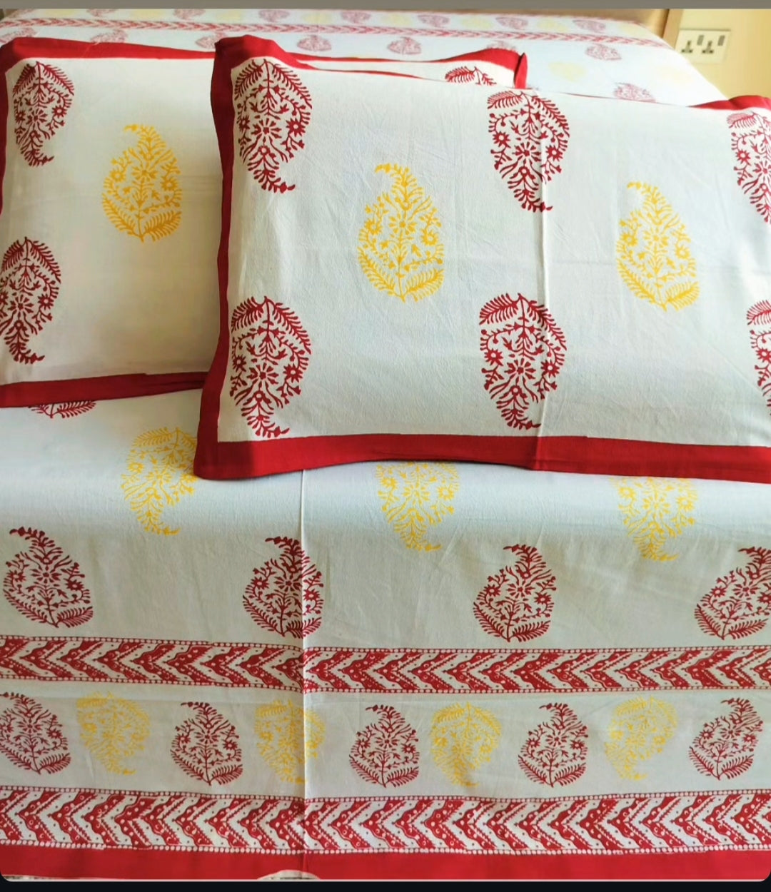 Handloom Pure cotton bedsheets
