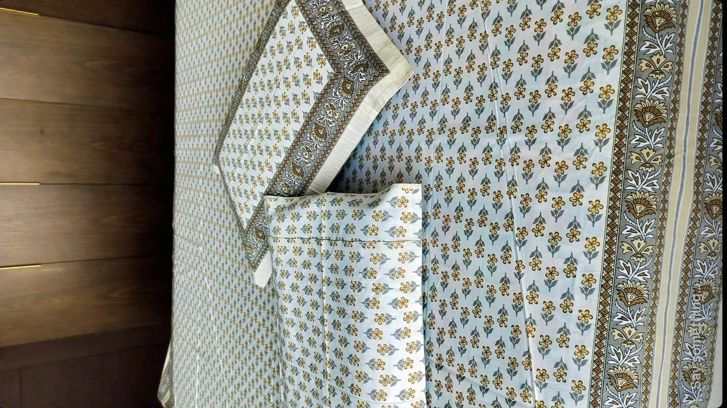 Ivory & Gold Royal Elegance